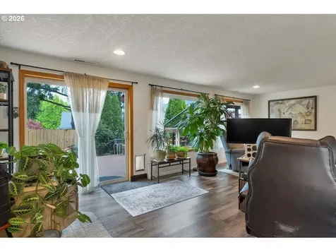 5240 Chapman Street S Salem OR 97306