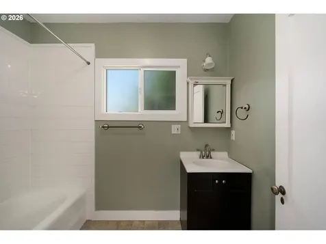 5235 NE 16th Avenue Portland OR 97211