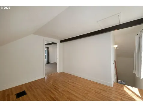 5235 NE 16th Avenue Portland OR 97211