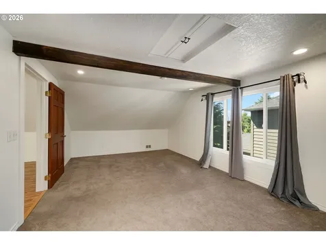 5235 NE 16th Avenue Portland OR 97211