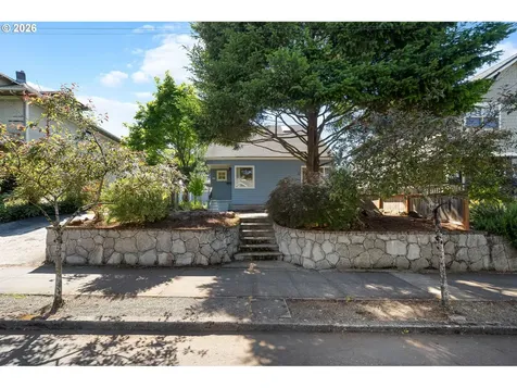 5235 NE 16th Avenue Portland OR 97211