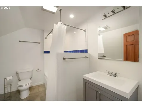 5235 NE 16th Avenue Portland OR 97211