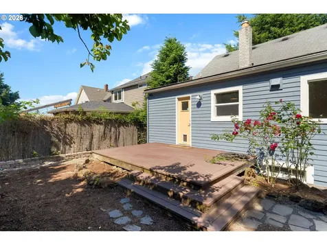 5235 NE 16th Avenue Portland OR 97211