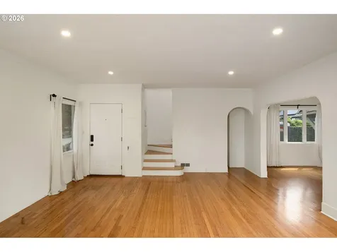 5235 NE 16th Avenue Portland OR 97211