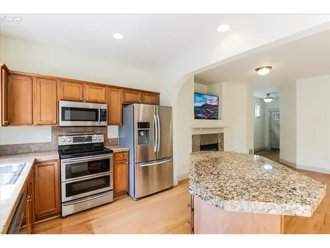 13456 SE Autumnwood Lane Happy Valley OR 97086