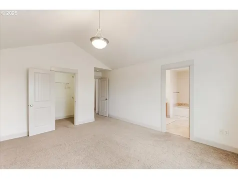 13456 SE Autumnwood Lane Happy Valley OR 97086