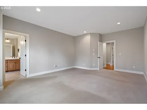 4331 SE 166th Court Vancouver WA 98683