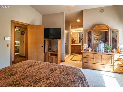 169 NW Brent Court Roseburg OR 97471
