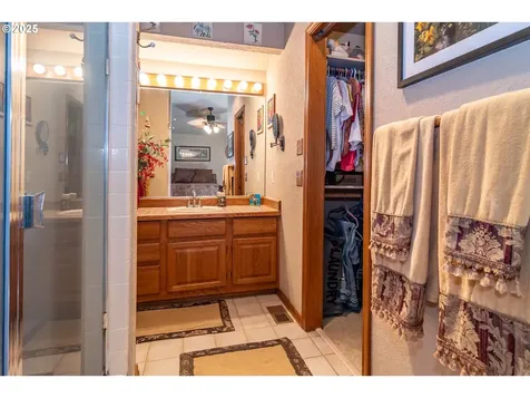 169 NW Brent Court Roseburg OR 97471