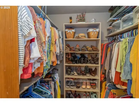 169 NW Brent Court Roseburg OR 97471