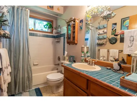 169 NW Brent Court Roseburg OR 97471