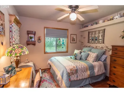 169 NW Brent Court Roseburg OR 97471