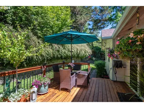 169 NW Brent Court Roseburg OR 97471