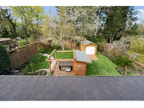 2050 Friendly Street Eugene OR 97405