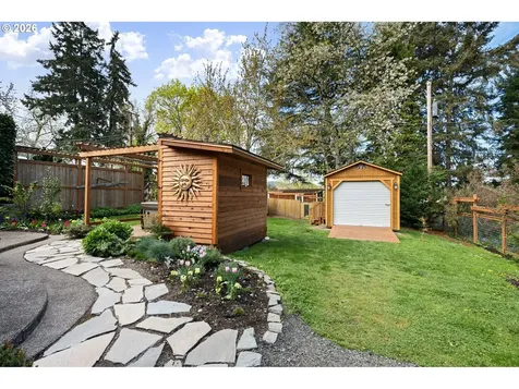 2050 Friendly Street Eugene OR 97405