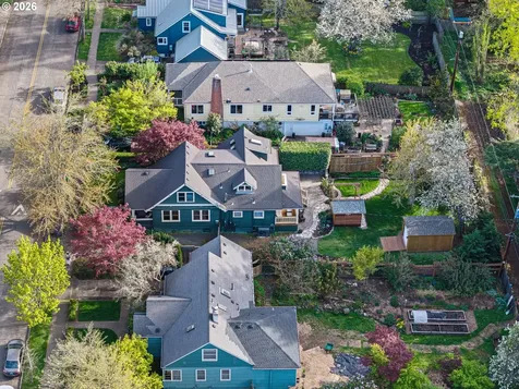 2050 Friendly Street Eugene OR 97405