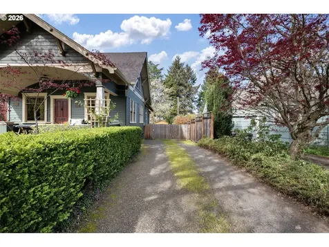 2050 Friendly Street Eugene OR 97405
