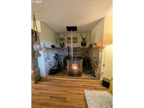 71564 Palmer Junction Road Elgin OR 97827