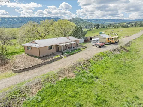 71564 Palmer Junction Road Elgin OR 97827