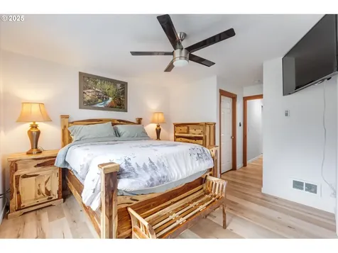110 Axis Road Castle Rock WA 98611