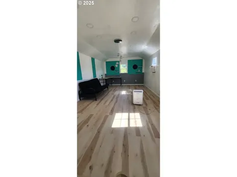 110 Axis Road Castle Rock WA 98611