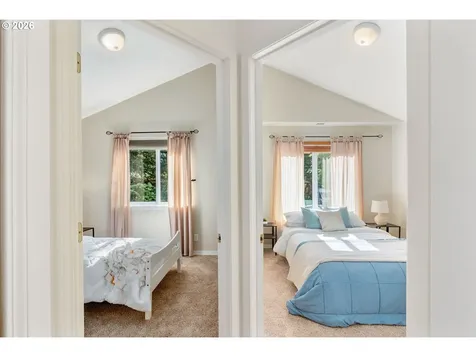 808 9th Street Hood River OR 97031