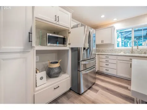 20879 SW Lillian Court Beaverton OR 97007