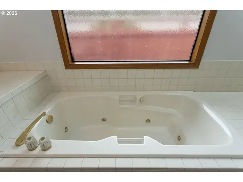 15603 SE 28th Way Vancouver WA 98683