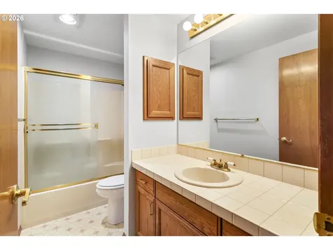 15603 SE 28th Way Vancouver WA 98683