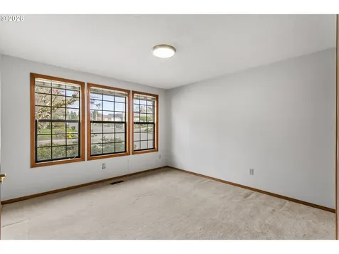 15603 SE 28th Way Vancouver WA 98683