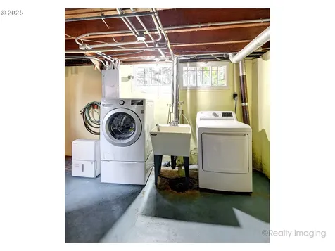 1130 SE 73rd Avenue Portland OR 97215