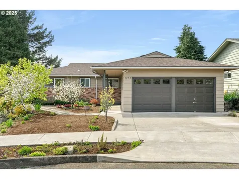 7233 SW 13th Avenue Portland OR 97219