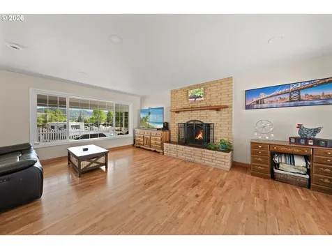 2025 NW Kline Street Roseburg OR 97471
