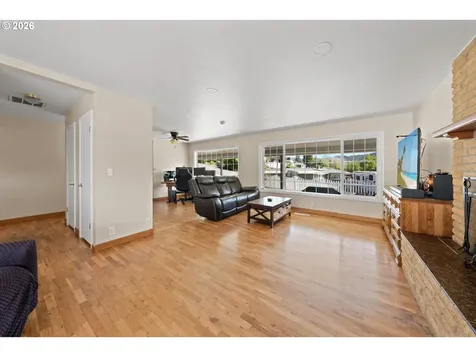 2025 NW Kline Street Roseburg OR 97471