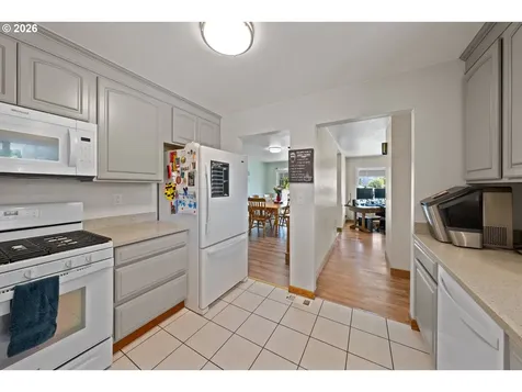 2025 NW Kline Street Roseburg OR 97471