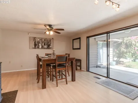 11963 NE Broadacres Road Hubbard OR 97032
