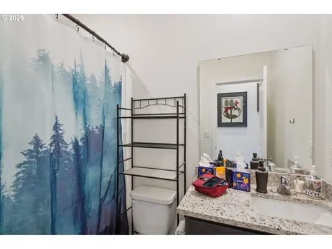 1312 W 17th Avenue La Center WA 98629