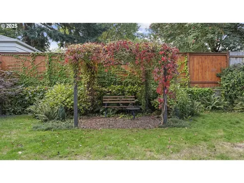 2026 N Winchell Street Portland OR 97217