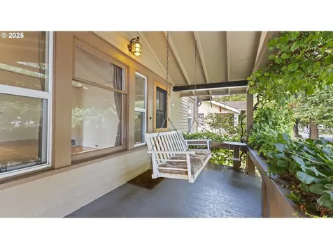 2026 N Winchell Street Portland OR 97217