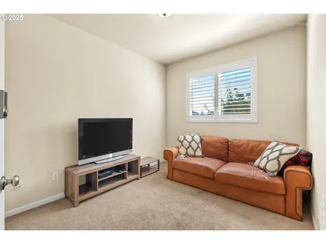 33283 SW Rotterdam Street Scappoose OR 97056