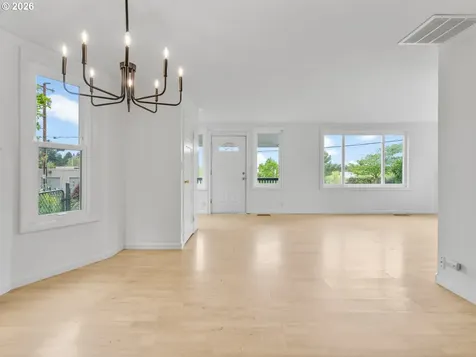534 NE 67th Avenue Portland OR 97213