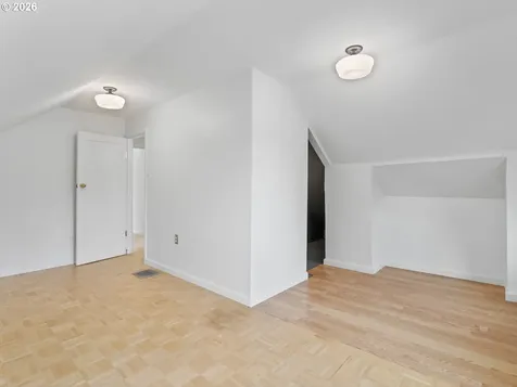 534 NE 67th Avenue Portland OR 97213
