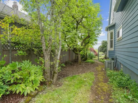 534 NE 67th Avenue Portland OR 97213