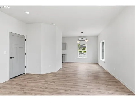 210 Glengate Street Cathlamet WA 98612