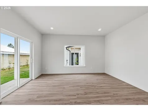 210 Glengate Street Cathlamet WA 98612