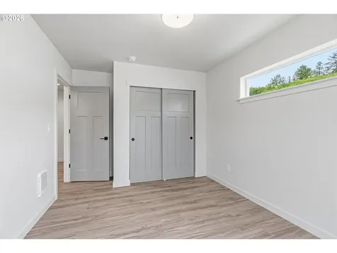 210 Glengate Street Cathlamet WA 98612