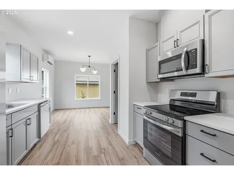210 Glengate Street Cathlamet WA 98612