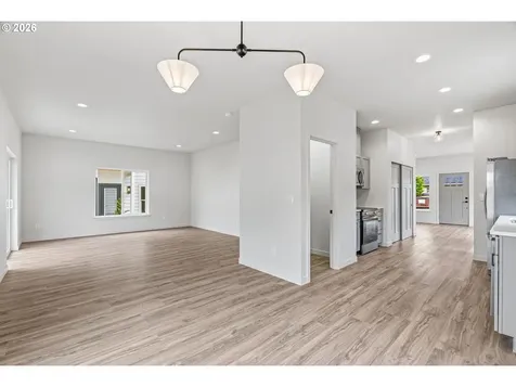 210 Glengate Street Cathlamet WA 98612