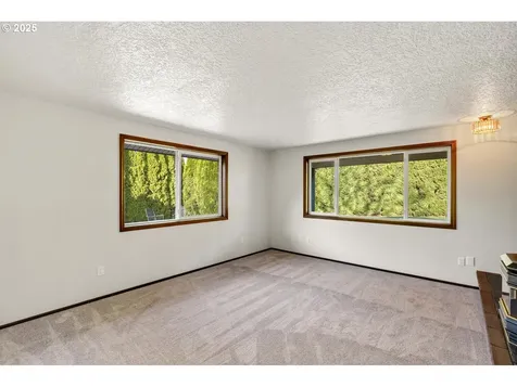 5800 NE 115th Street Vancouver WA 98686