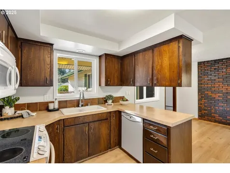 5800 NE 115th Street Vancouver WA 98686